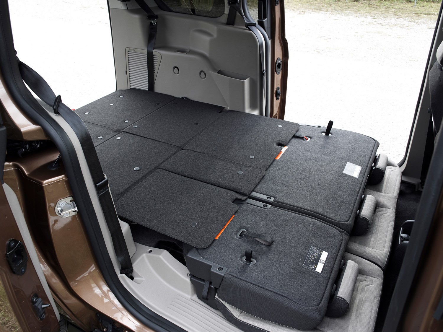 Ford Grand Tourneo Connect (2021) Practicality, Boot Space